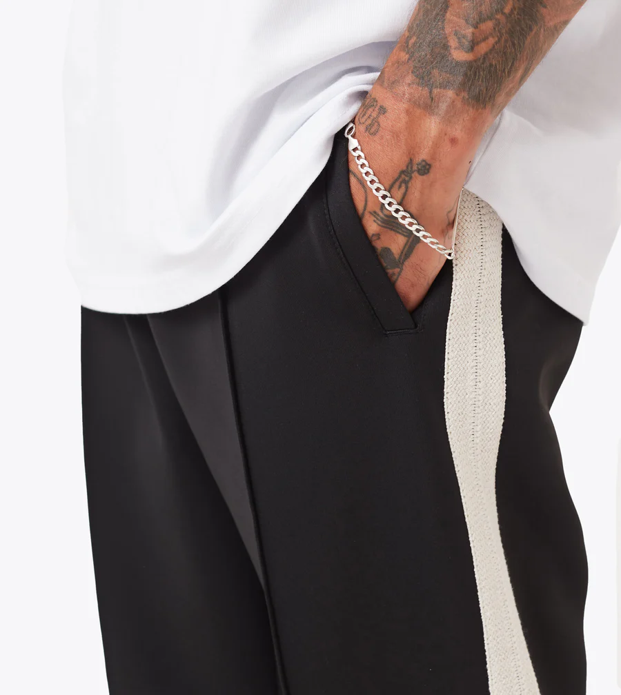 ZANEROBE-Stitched-Football-Trackpant-Black-White-4756_900x_7d7013f9-e5c0-496e-ab25-e132b26abf2e.png